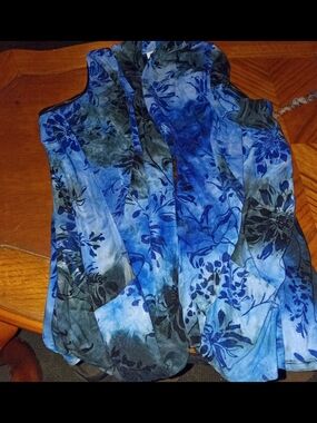 Cato Blue Floral Sleeveless Blouse